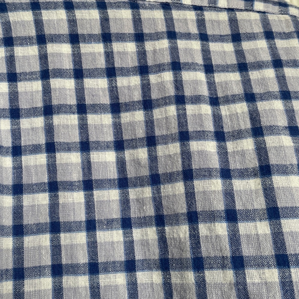 Buttoned Down - Classic Fit. Linen/Cotton Shirt - Picture 6 of 6
